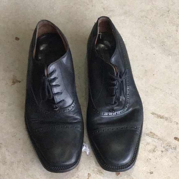 Men’s dress shoes - Picture 1 of 3
